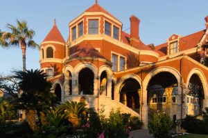 Moody Mansion (1895)